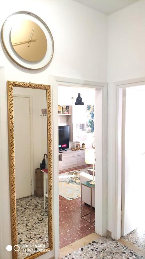 Boutique Apartment Con Tv Da 65 E 43 Viareggio Exteriör bild