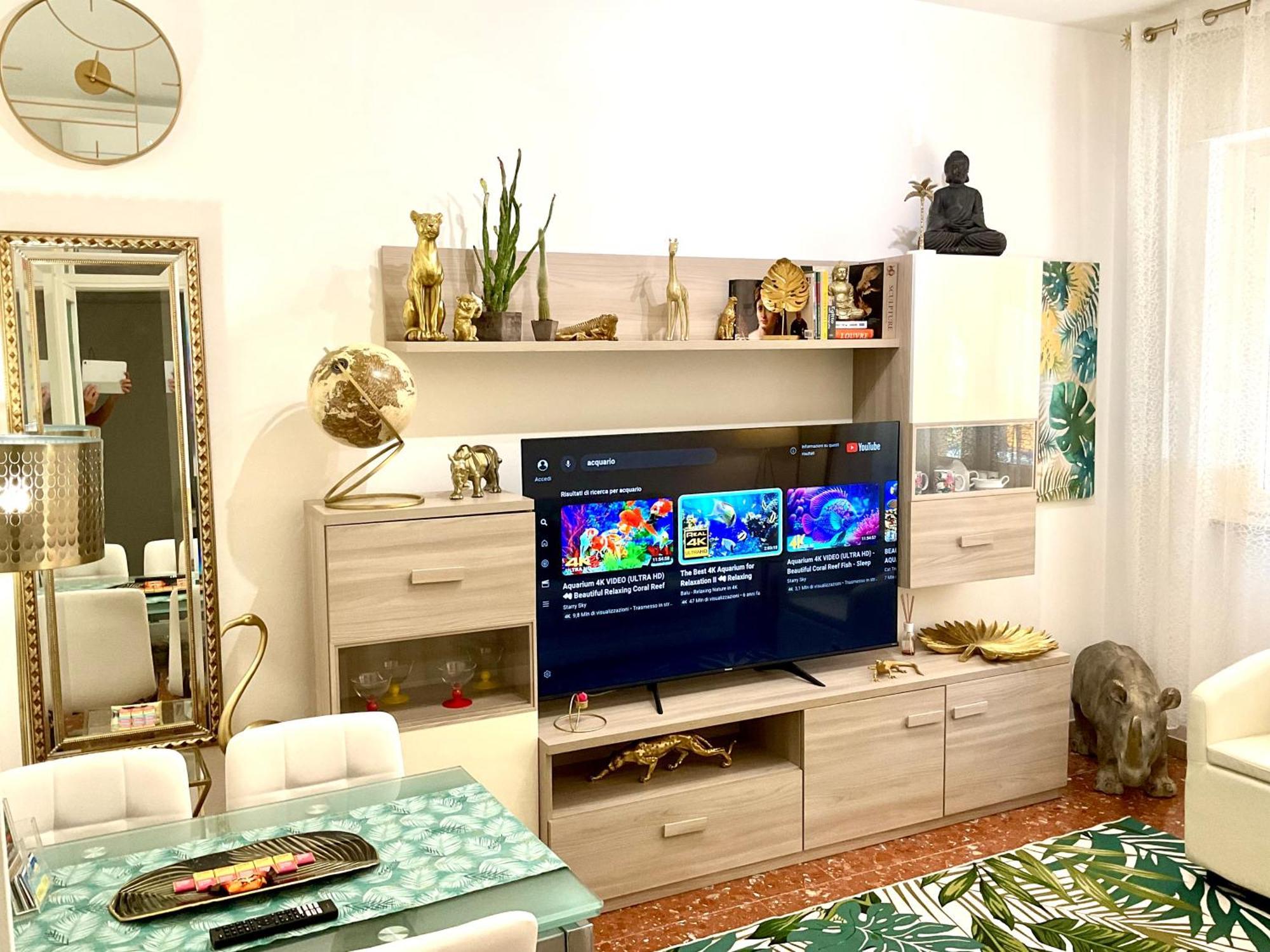 Boutique Apartment Con Tv Da 65 E 43 Viareggio Exteriör bild